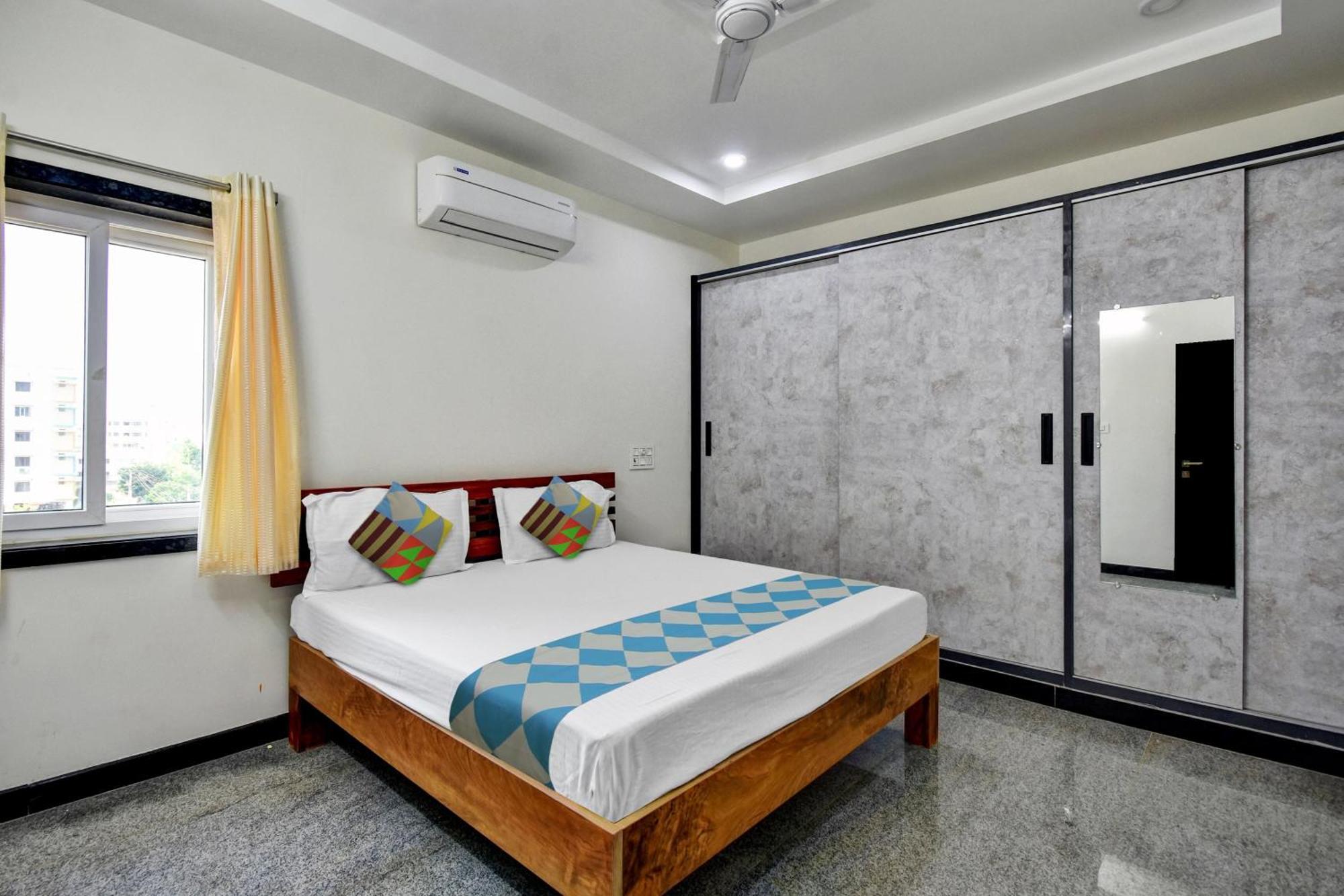 Oyo Home Msr Guest Inn Homestay Nellore Buitenkant foto