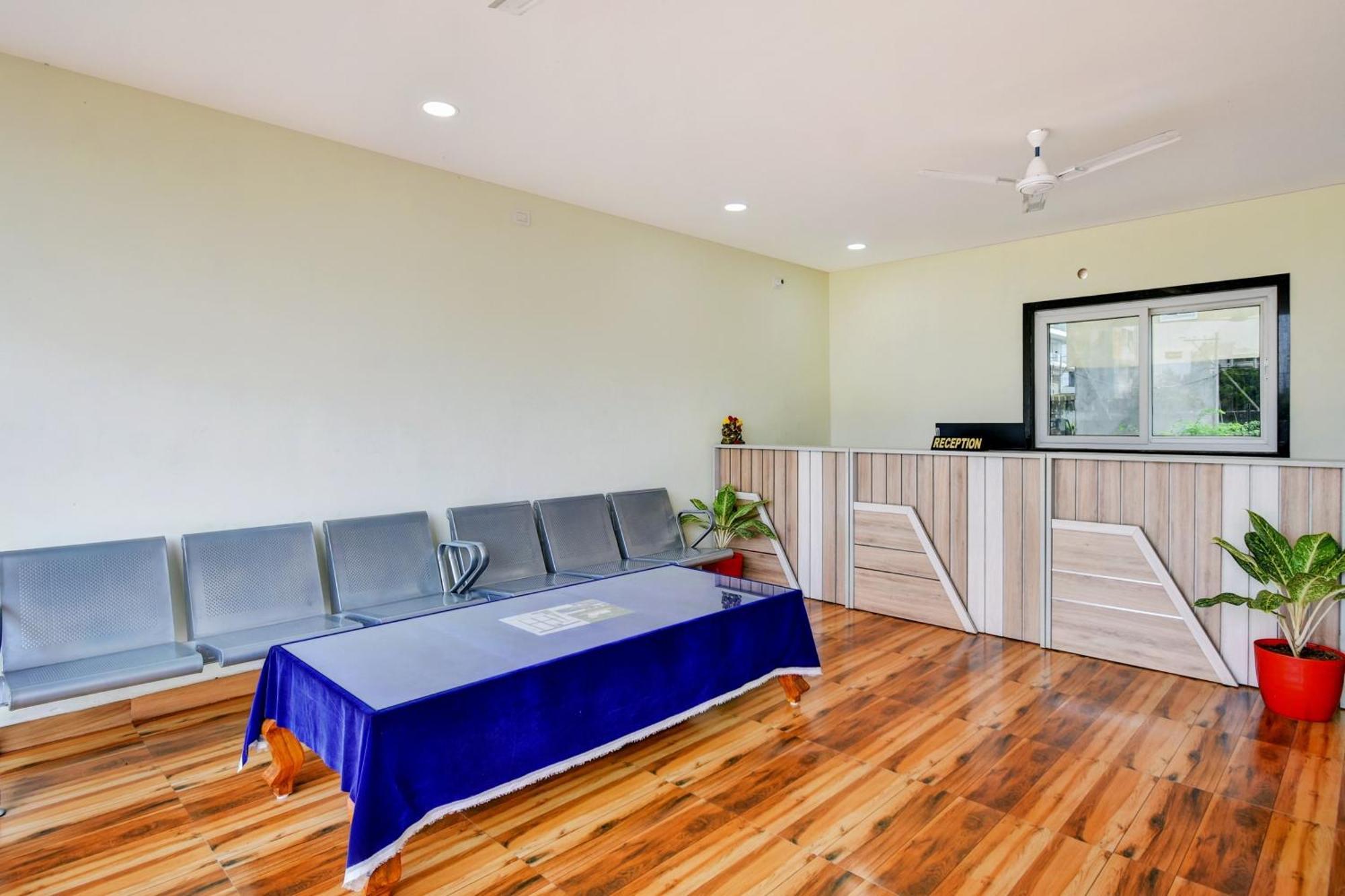 Oyo Home Msr Guest Inn Homestay Nellore Buitenkant foto