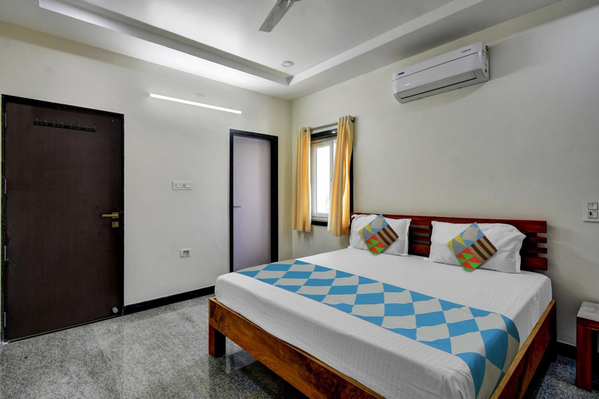Oyo Home Msr Guest Inn Homestay Nellore Buitenkant foto